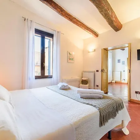 Apartment Le Finestre Sui Tetti